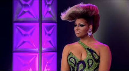 Roxxxy Andrews grew up in North Miami Beach, Florida.